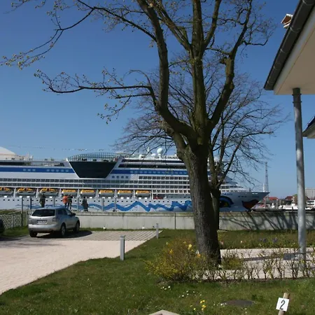 Apartment Lotsenhaus/traumschiff Rostock